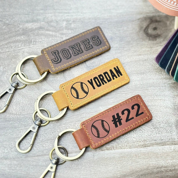 Baseball Keychain, BASEBALL MOM, Baseball Team Gifts, Baseball Senior Night Gifts, Personalized Baseball Gifts, Baseball Banquet