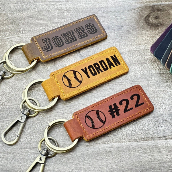 Baseball Keychain, BASEBALL MOM, Baseball Team Gifts, Baseball Senior Night Gifts, Personalized Baseball Gifts, Baseball Banquet